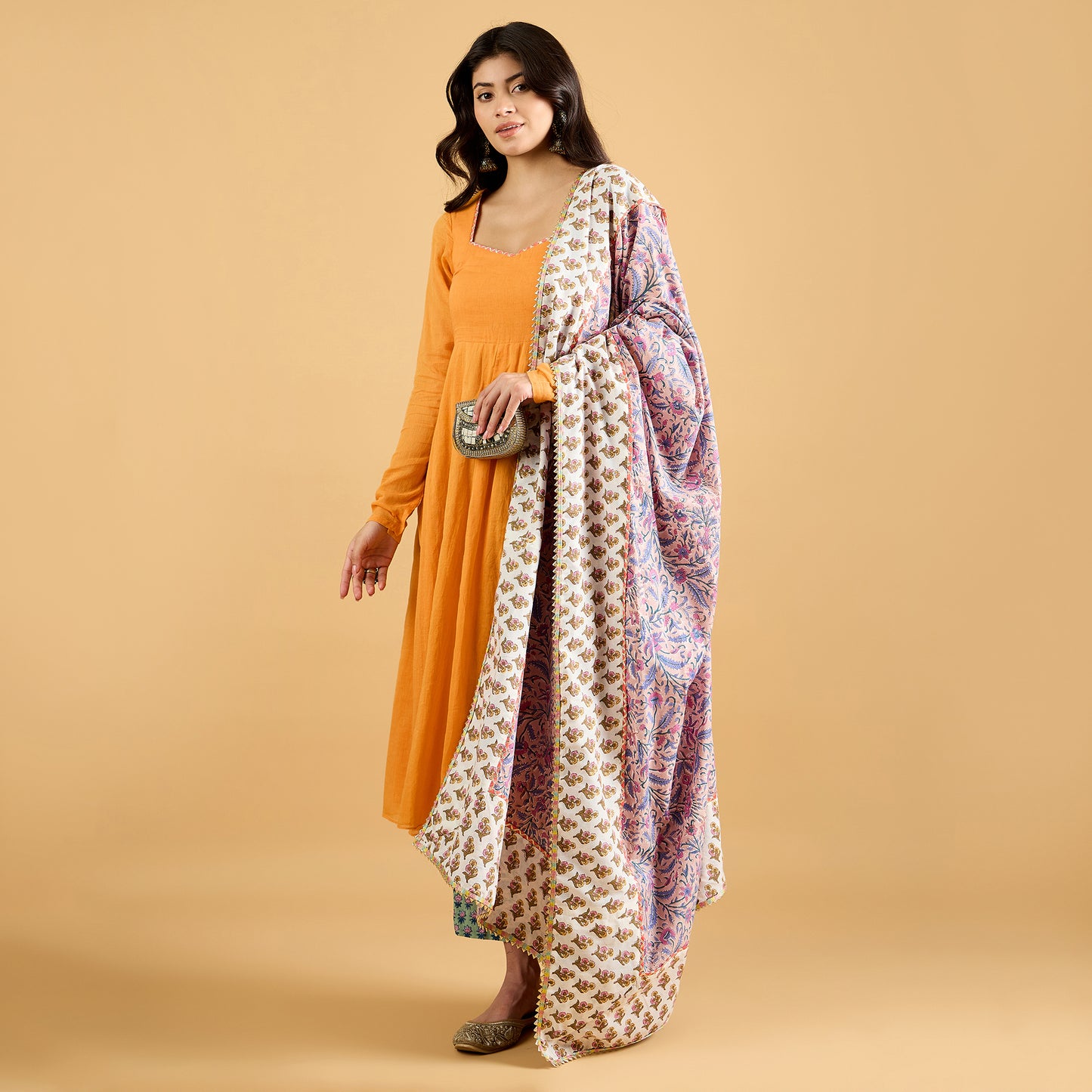 Narangi suit set