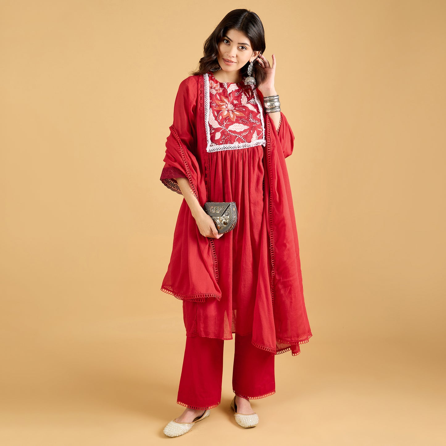 Aarohi suit set