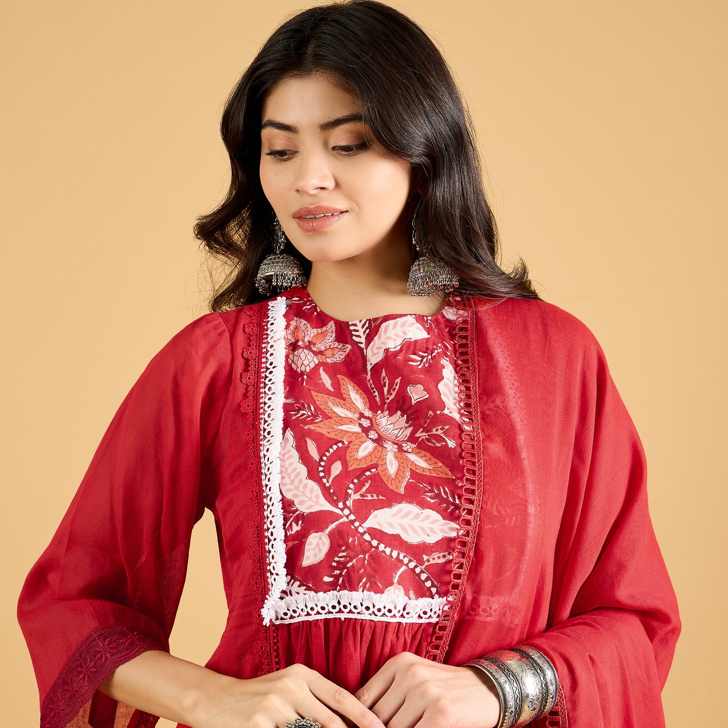 Aarohi suit set