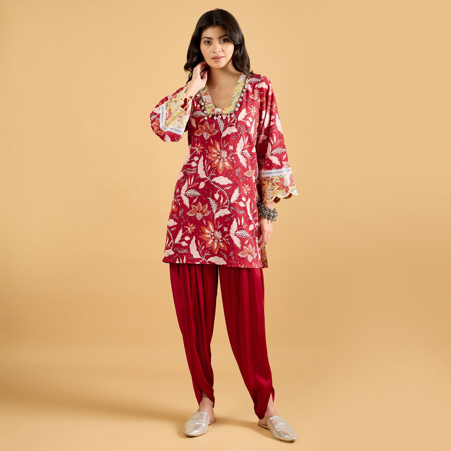 Gulnaar suit set