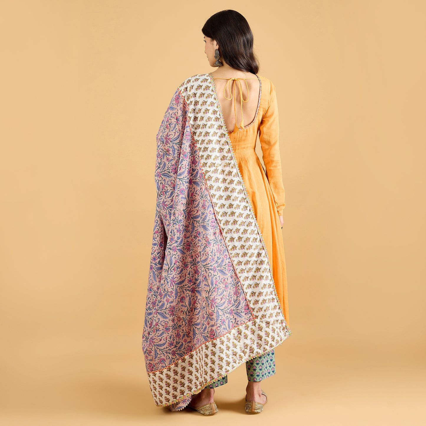 Narangi suit set