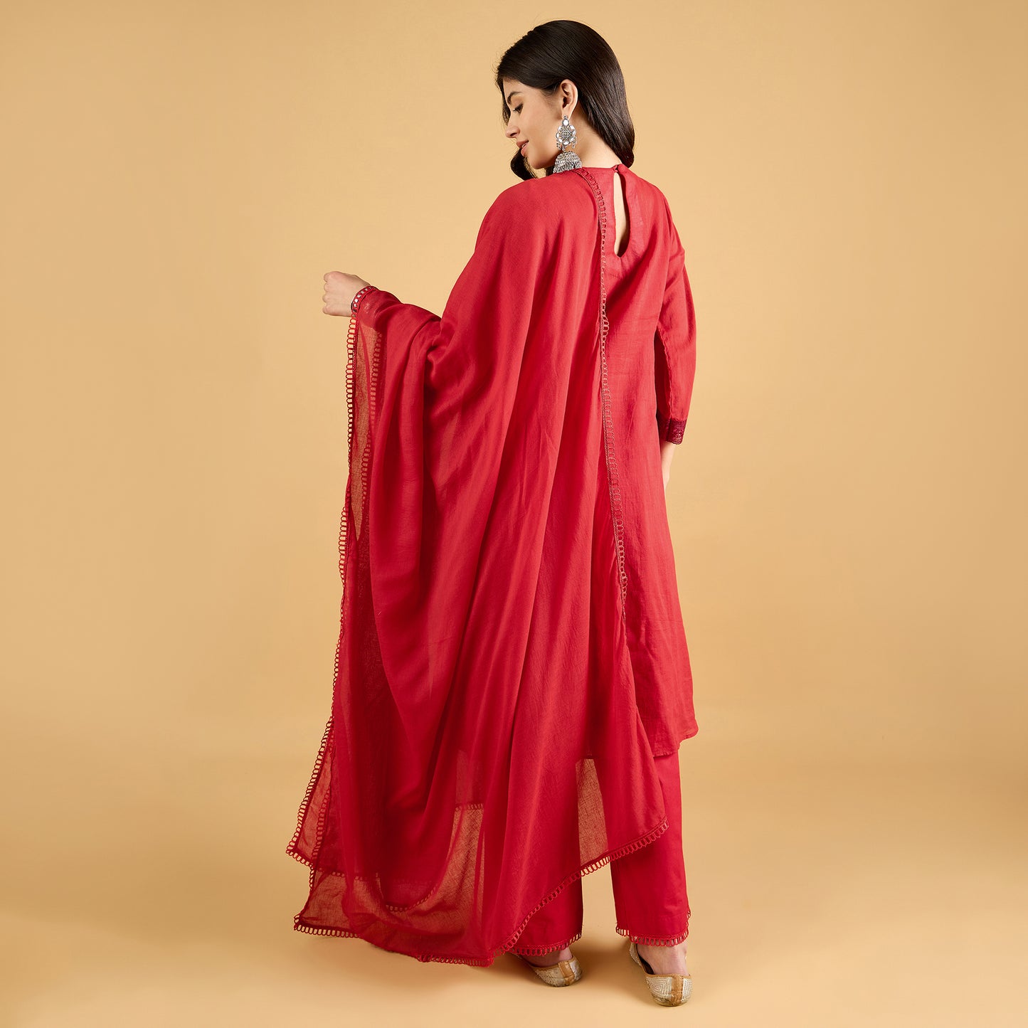 Aarohi suit set