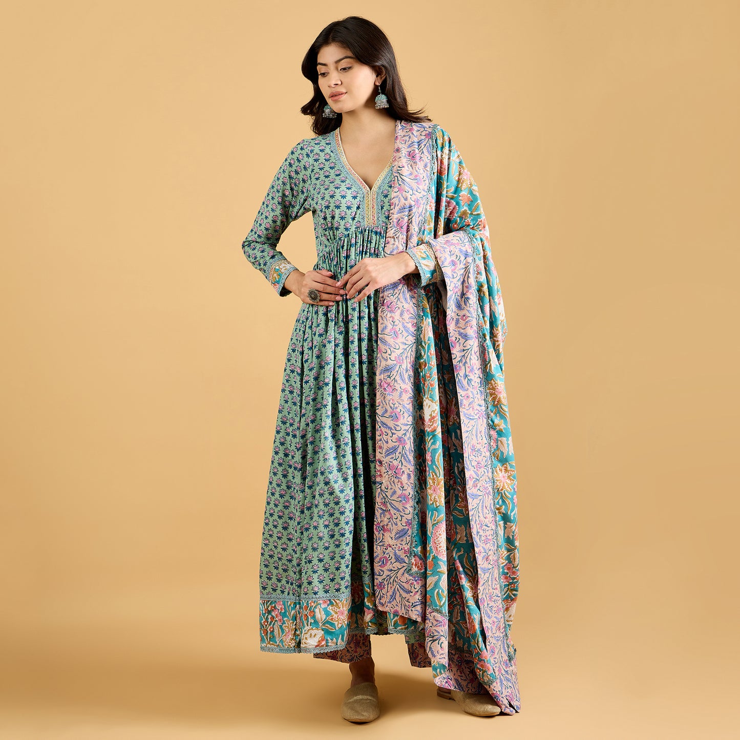 Amaira suit set