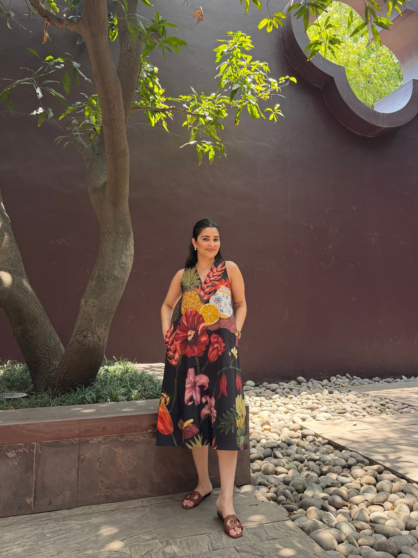 Hibiscus Dress in Sol Garden print (Midnight Black)
