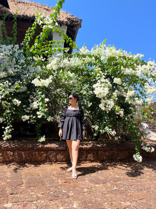Daisy - Midnight Black
