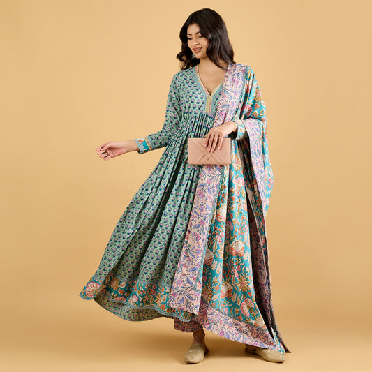 Amaira suit set