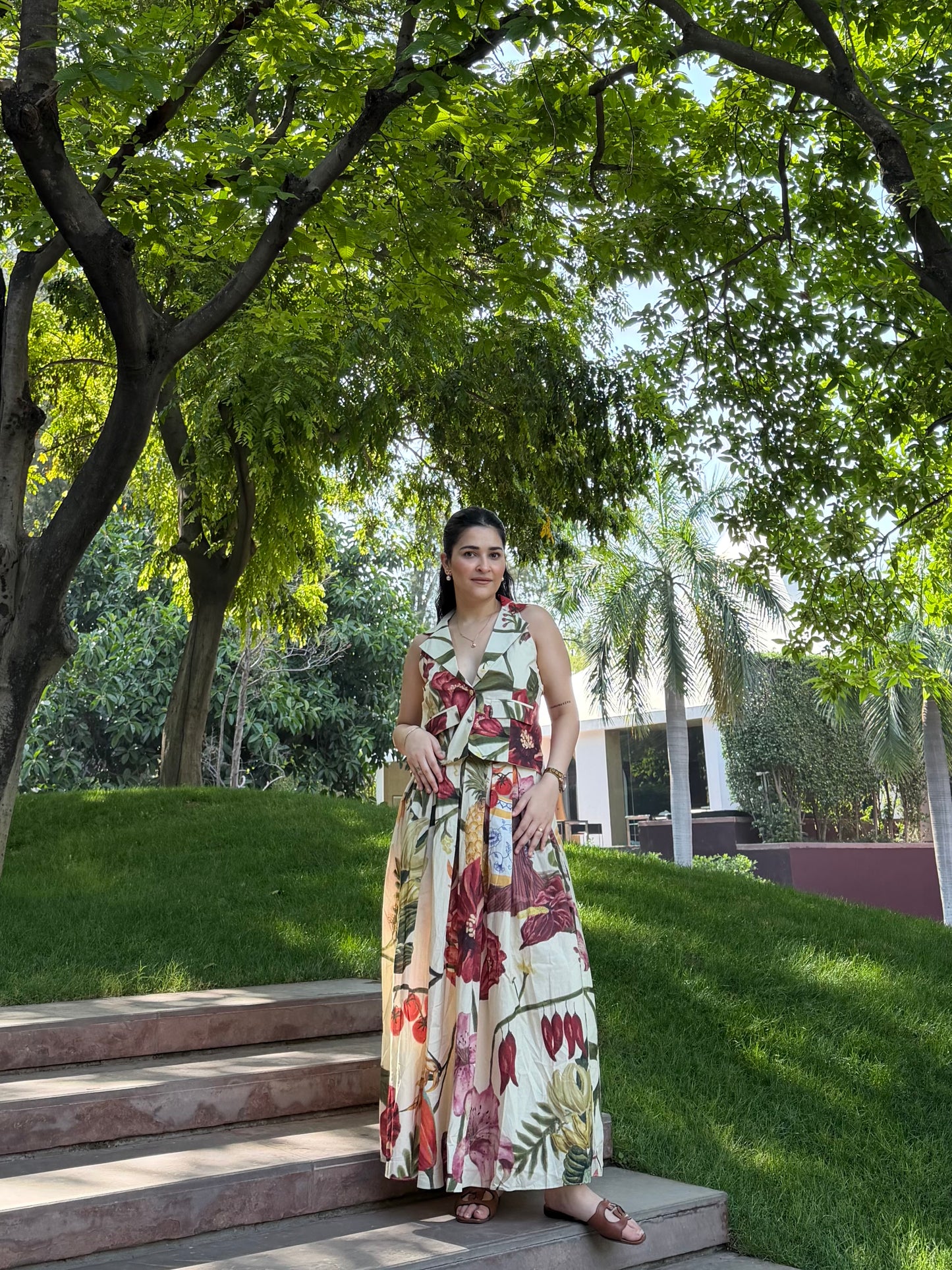 Solana Set in Sol Garden print (Sandstone)