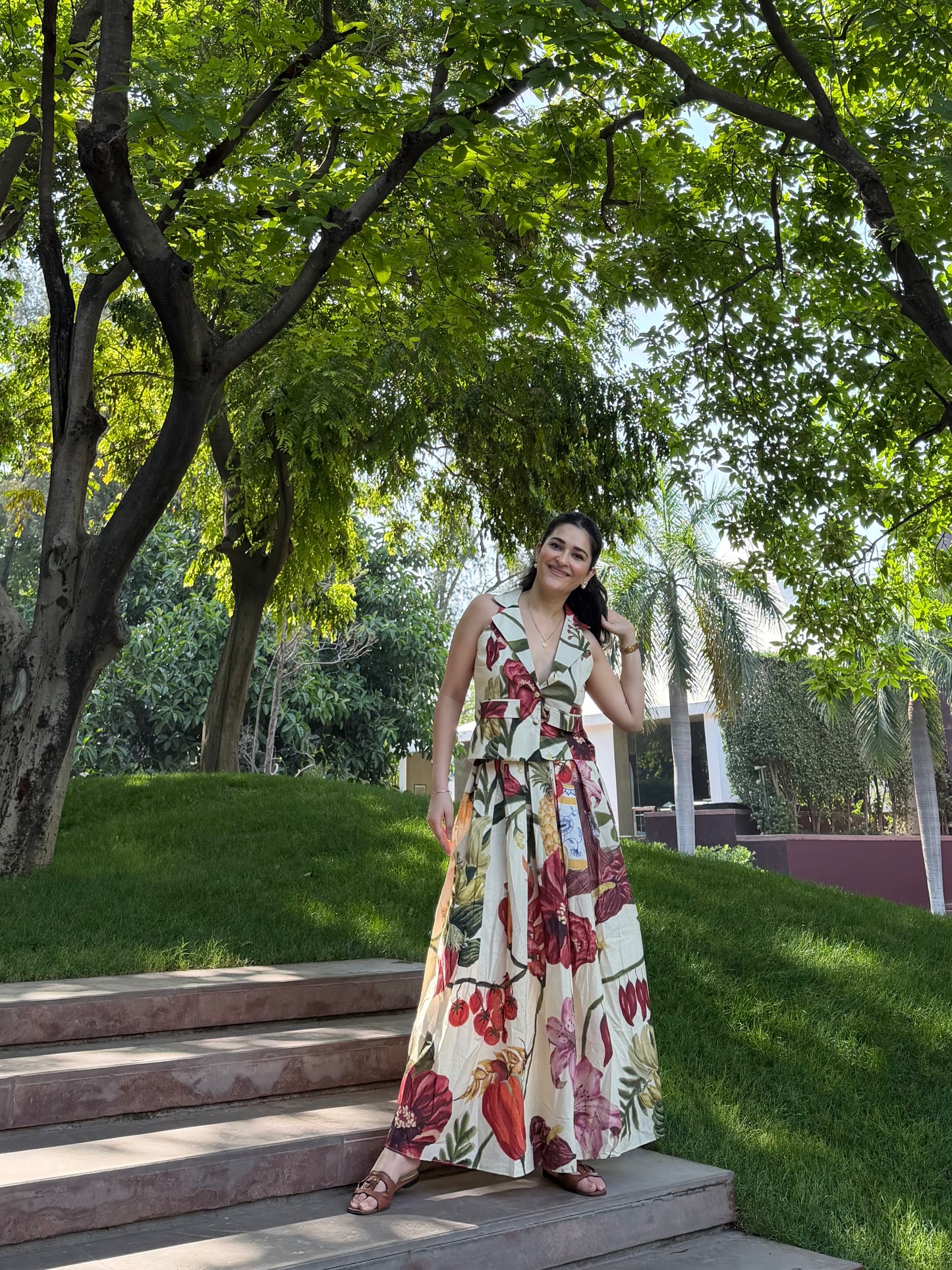 Solana Set in Sol Garden print (Sandstone)