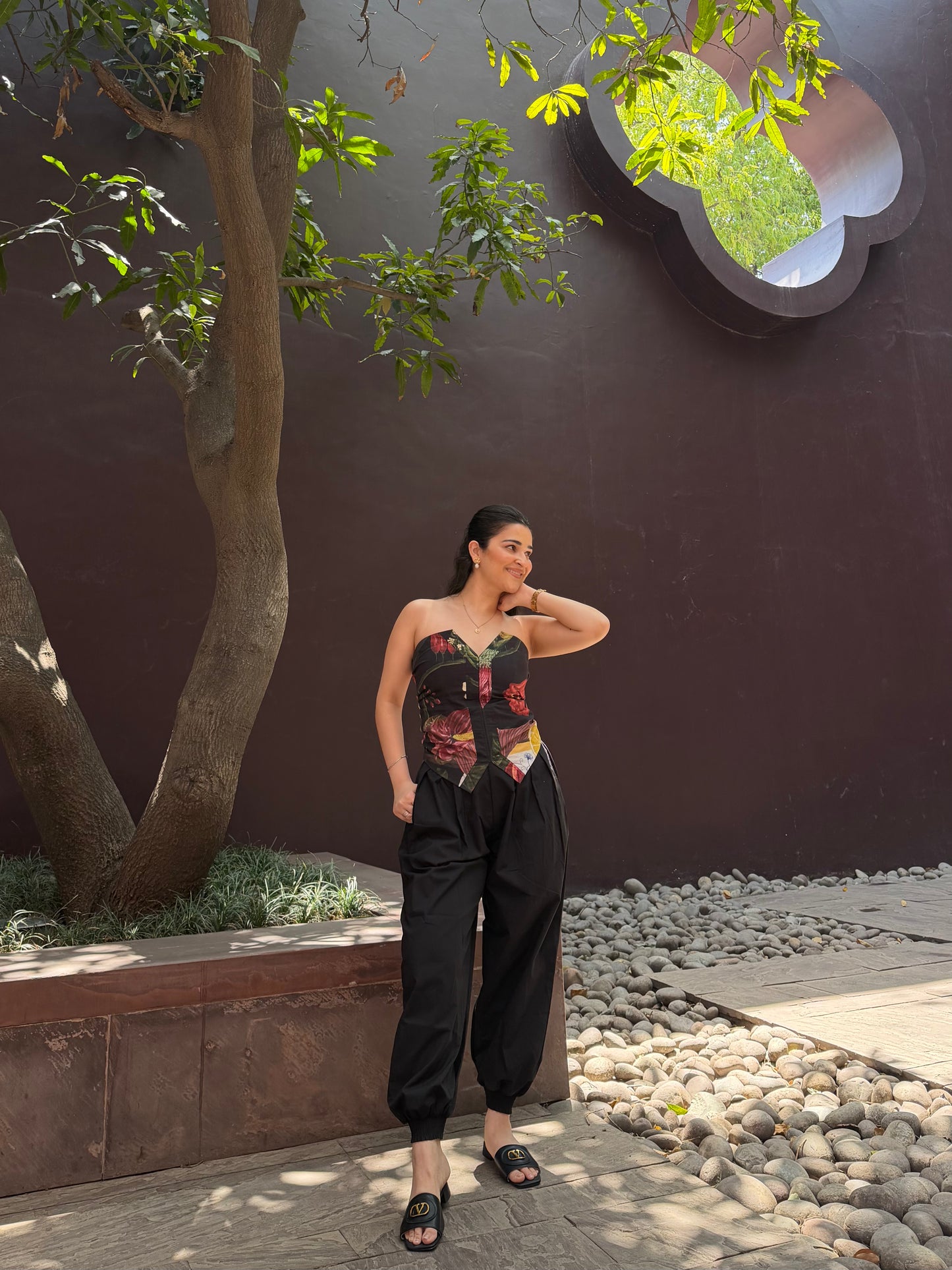 Adelina Set in Sol Garden print (Midnight Black)