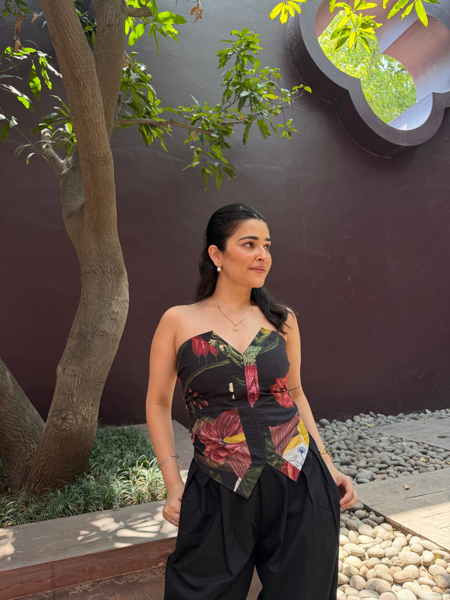 Adelina Set in Sol Garden print (Midnight Black)