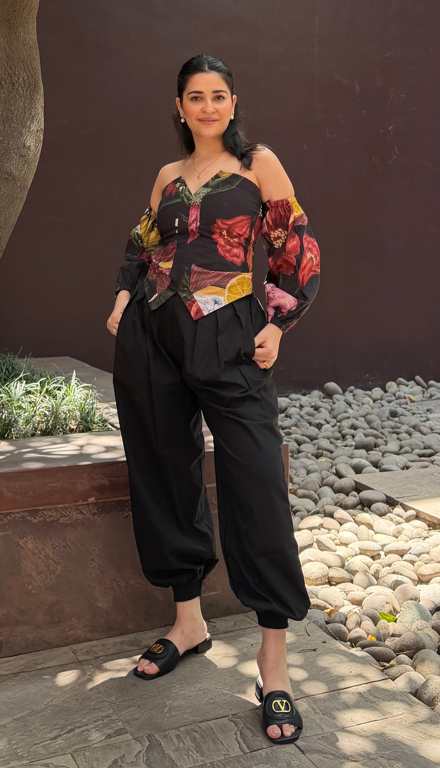 Adelina Set in Sol Garden print (Midnight Black)
