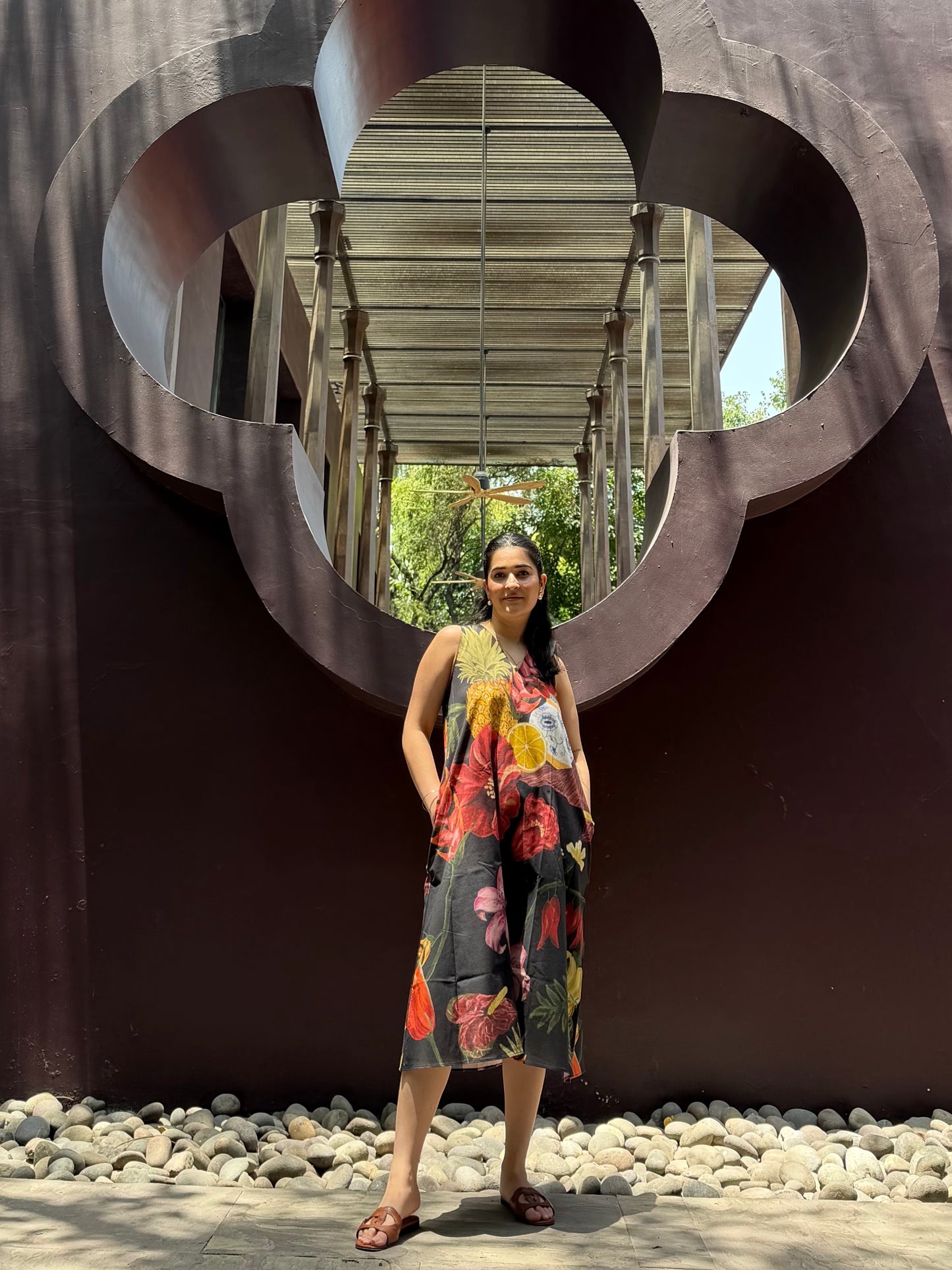 Hibiscus Dress in Sol Garden print (Midnight Black)