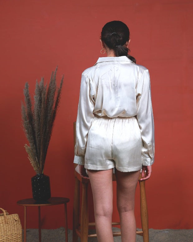 REMI Shorts - Pearl white